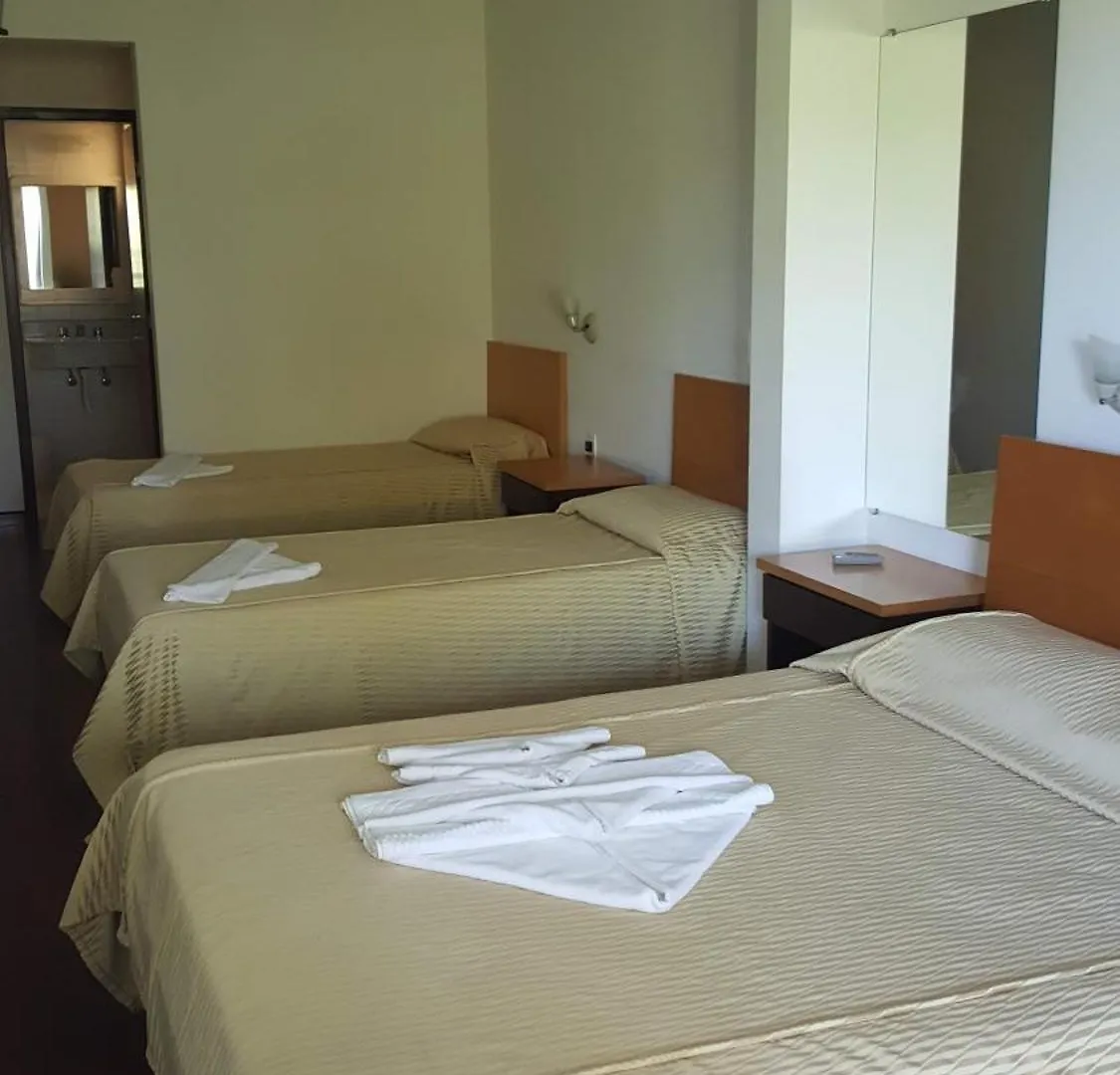 Ilha Da Gale Tourist Hotel Fazenda De Bombas Bombinhas